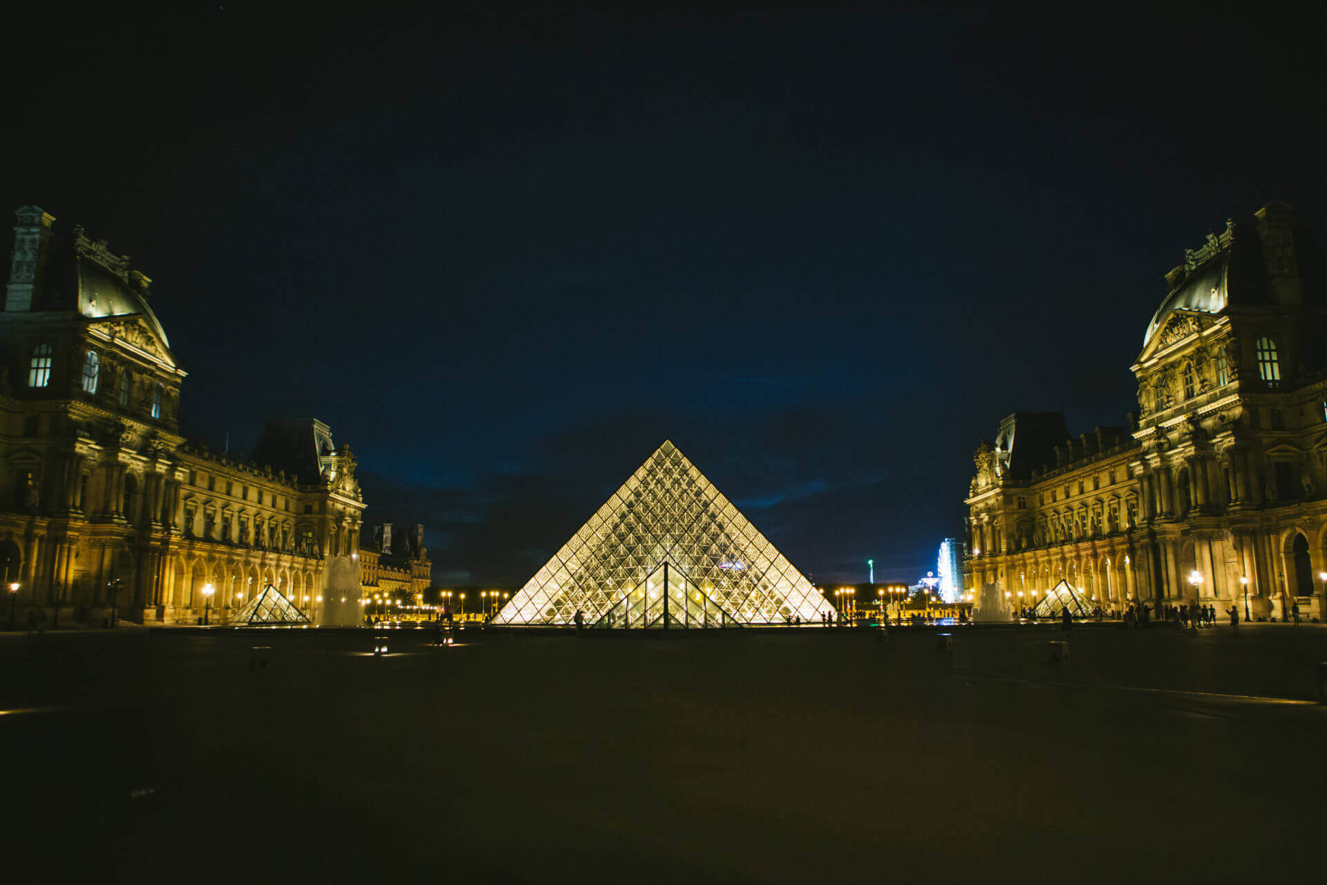 famous museums of Paris