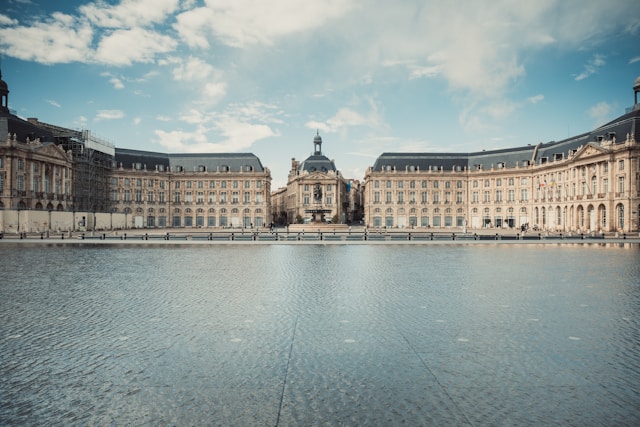 bordeaux historical landmarks